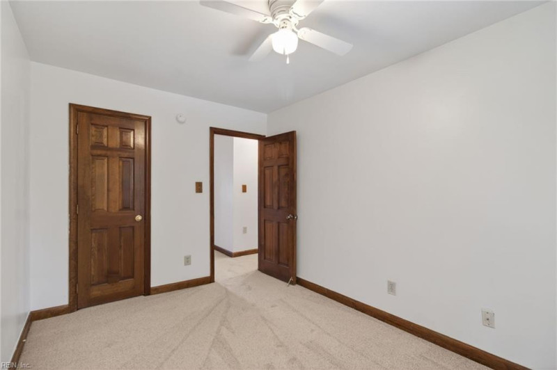 Photo 9 of 27 rental for rent in Hampton virginia