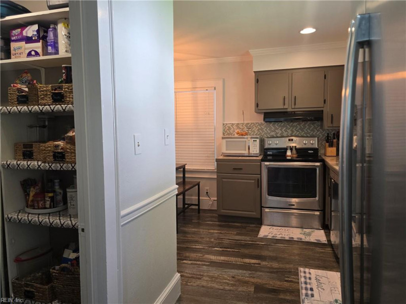Photo 13 of 50 residential for sale in Suffolk virginia