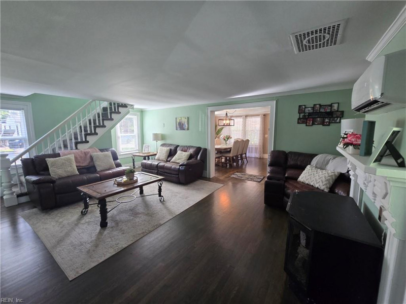 Photo 18 of 50 residential for sale in Suffolk virginia