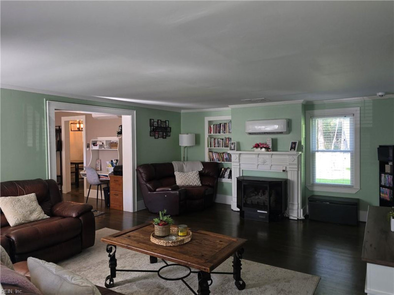 Photo 19 of 50 residential for sale in Suffolk virginia