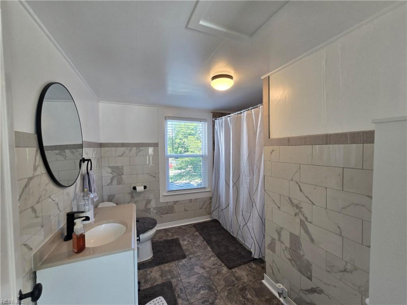 Photo 29 of 50 residential for sale in Suffolk virginia