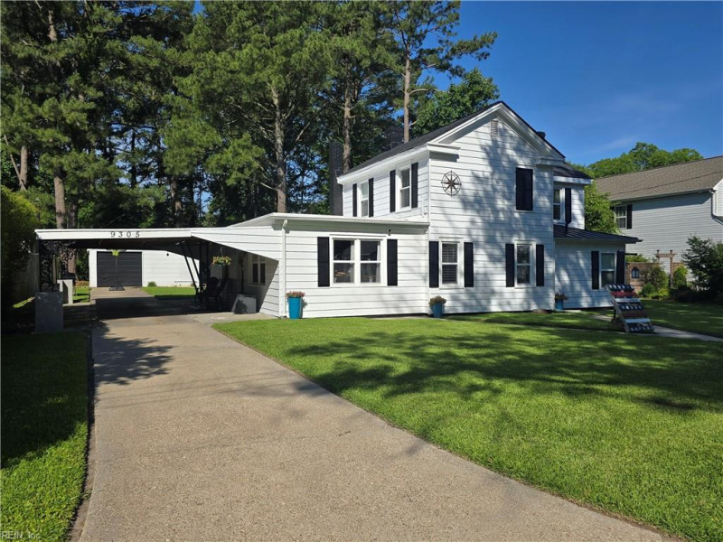 Photo 3 of 50 residential for sale in Suffolk virginia