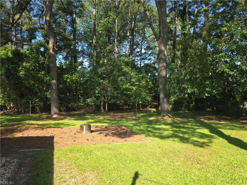 Photo 38 of 50 residential for sale in Suffolk virginia