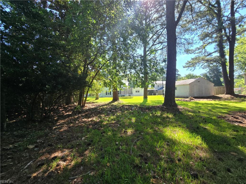 Photo 41 of 50 residential for sale in Suffolk virginia