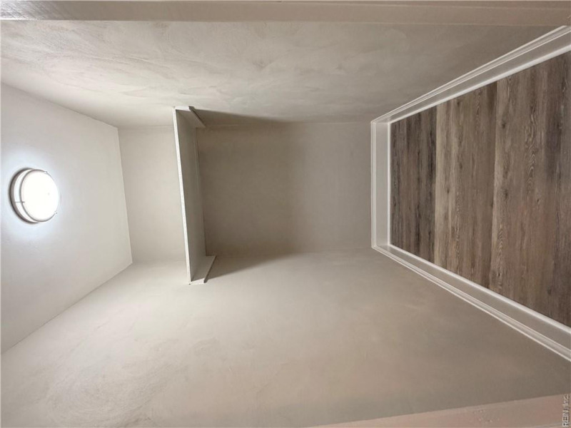 Photo 15 of 40 residential for sale in Portsmouth virginia