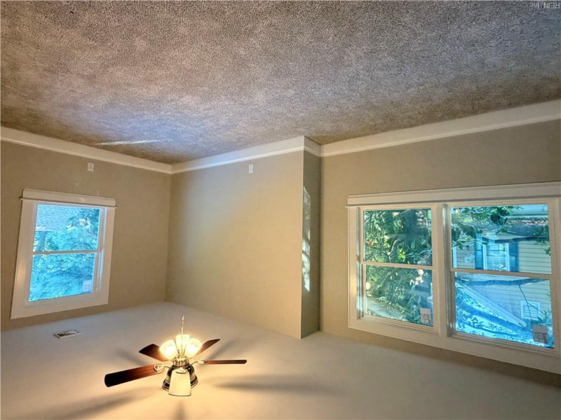 Photo 19 of 40 residential for sale in Portsmouth virginia