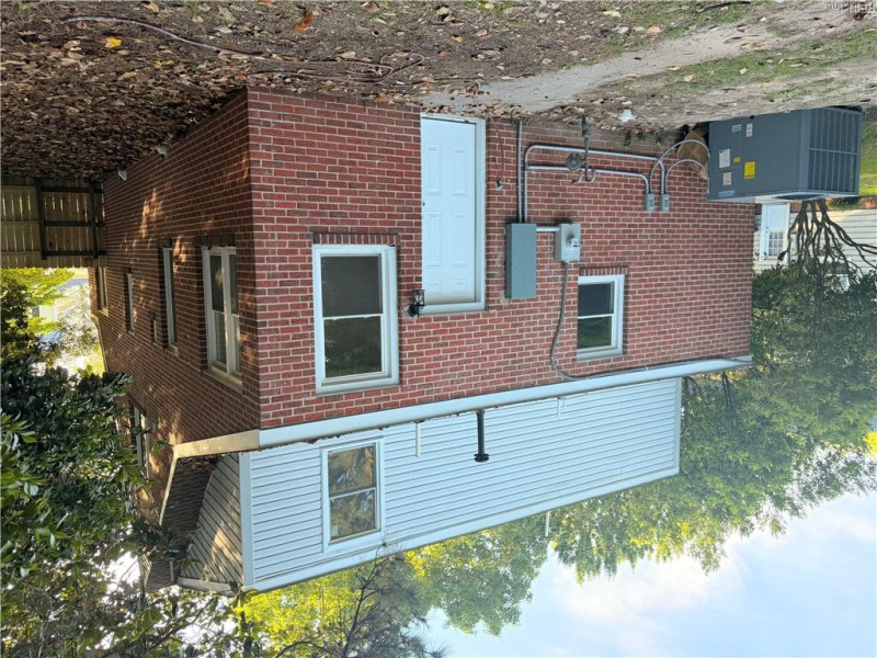 Photo 26 of 40 residential for sale in Portsmouth virginia