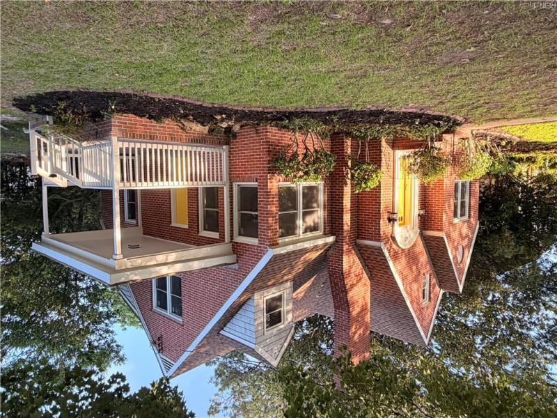 Photo 34 of 40 residential for sale in Portsmouth virginia
