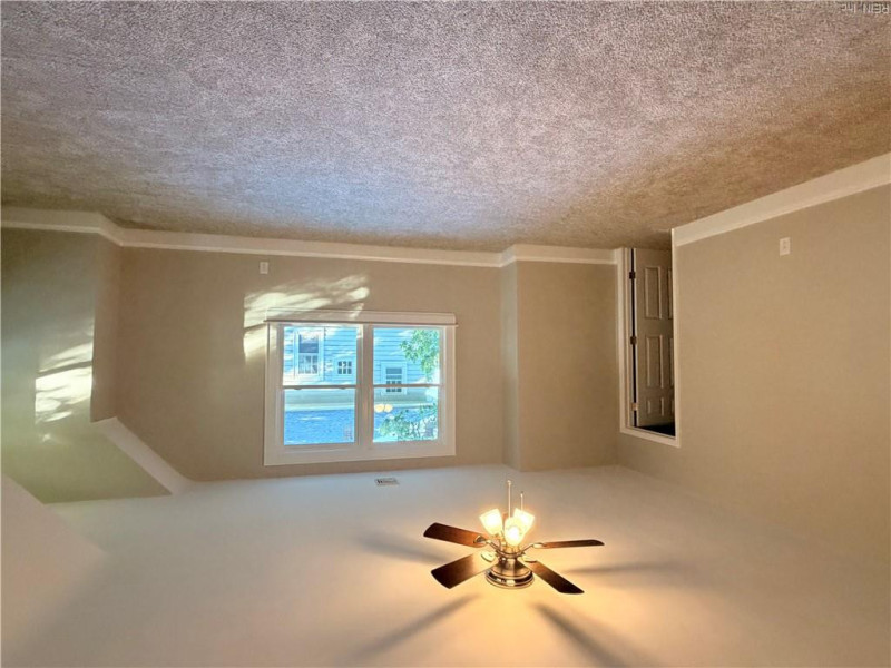 Photo 9 of 40 residential for sale in Portsmouth virginia