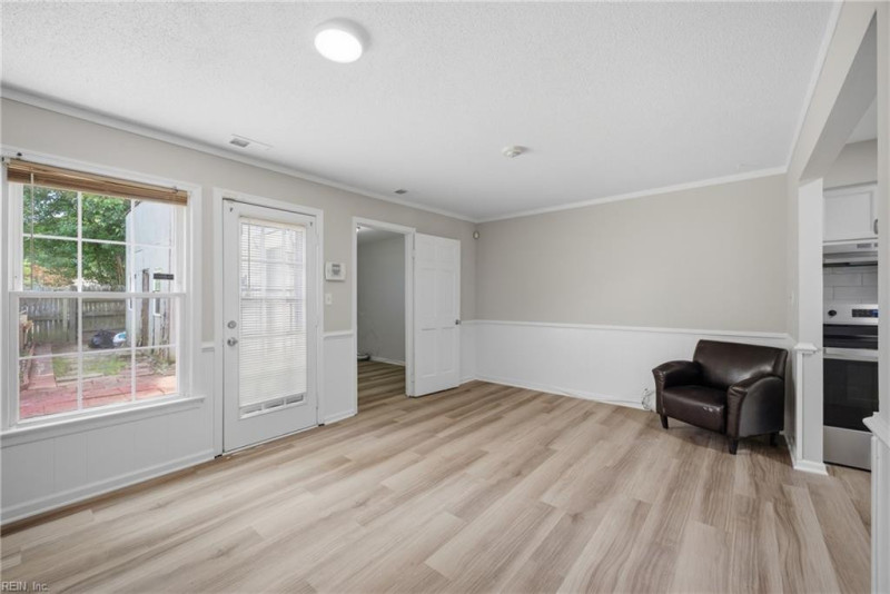 Photo 10 of 30 residential for sale in Virginia Beach virginia