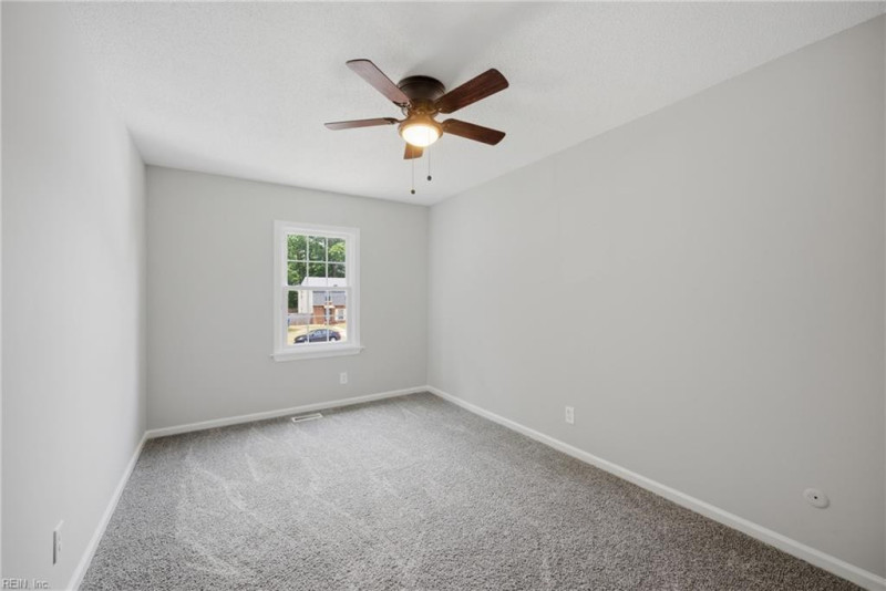 Photo 16 of 30 residential for sale in Virginia Beach virginia
