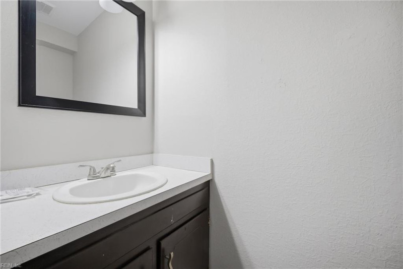 Photo 18 of 30 residential for sale in Virginia Beach virginia