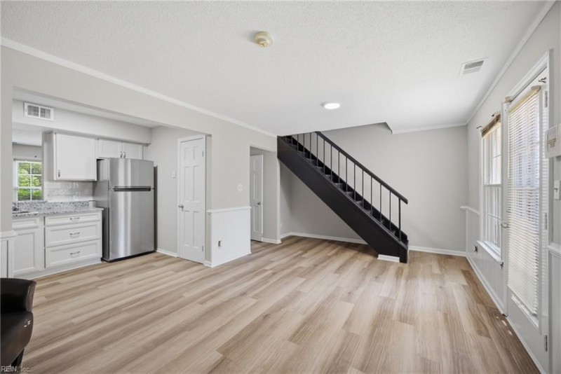 Photo 7 of 30 residential for sale in Virginia Beach virginia
