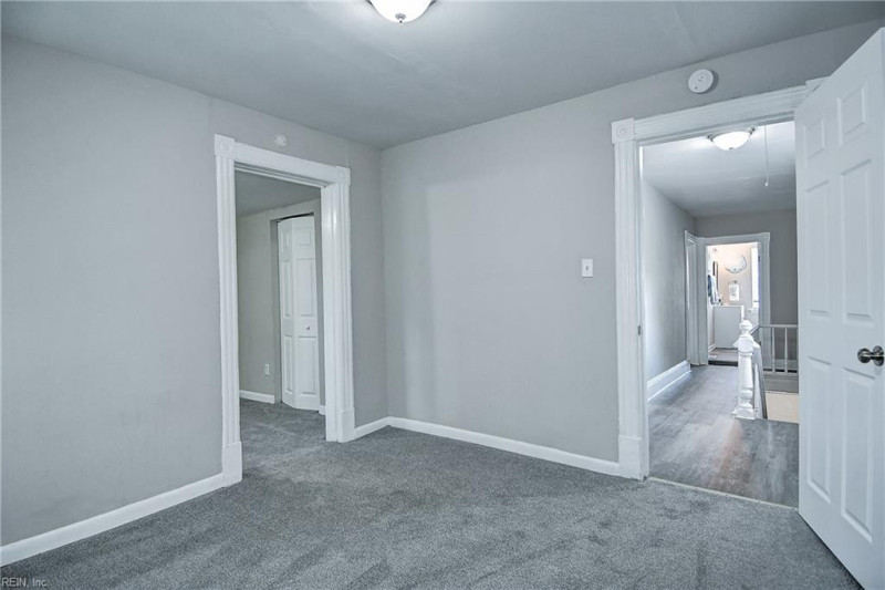 Photo 27 of 40 residential for sale in Hampton virginia