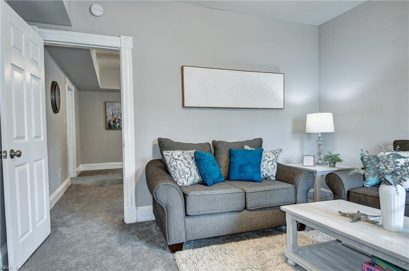 Photo 3 of 40 residential for sale in Hampton virginia