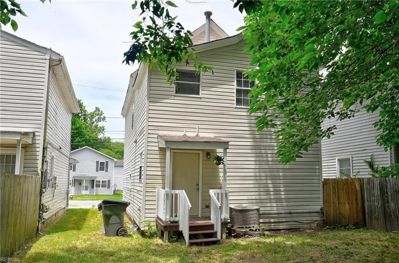 Photo 37 of 40 residential for sale in Hampton virginia