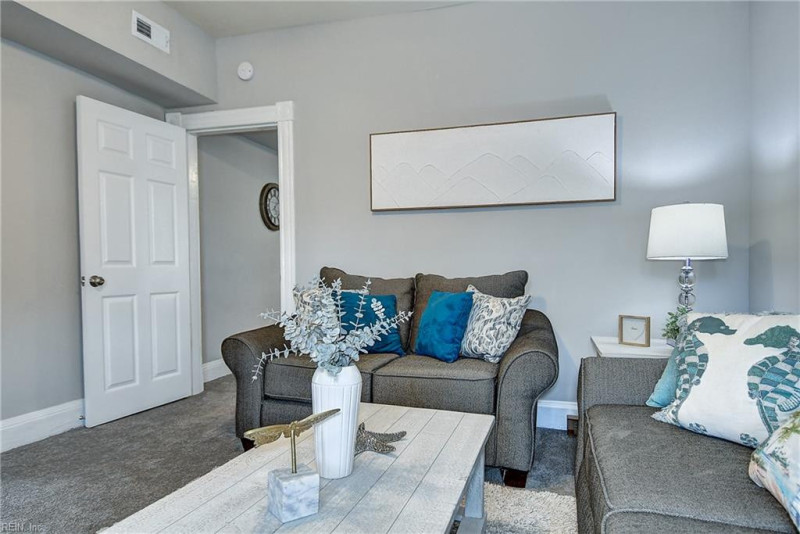 Photo 4 of 40 residential for sale in Hampton virginia