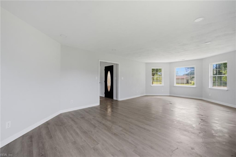Photo 7 of 27 residential for sale in Suffolk virginia Photo 7 of 27 residential for sale in Suffolk virginia