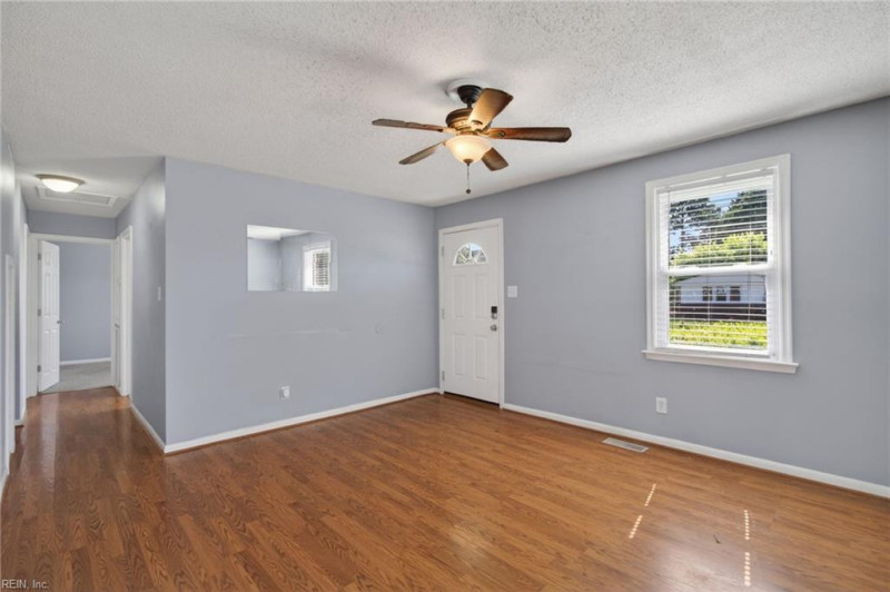 Photo 19 of 25 residential for sale in Chesapeake virginia Photo 19 of 25 residential for sale in Chesapeake virginia