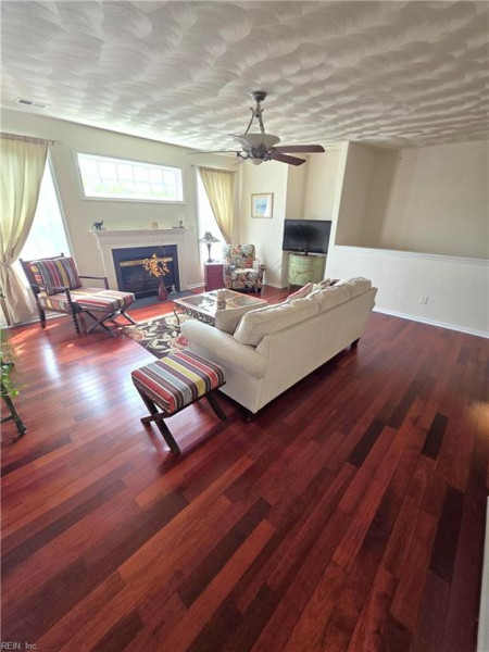 Photo 6 of 29 residential for sale in Virginia Beach virginia Photo 6 of 29 residential for sale in Virginia Beach virginia