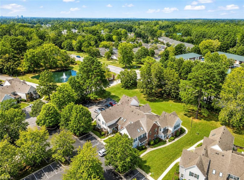 Photo 24 of 36 residential for sale in Chesapeake virginia
