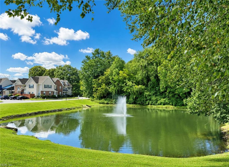 Photo 25 of 36 residential for sale in Chesapeake virginia