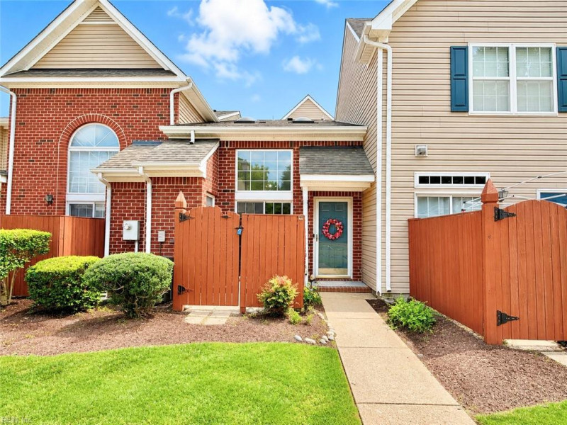 Photo 34 of 36 residential for sale in Chesapeake virginia
