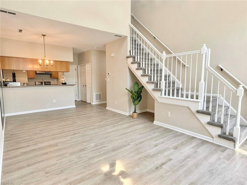 Photo 6 of 36 residential for sale in Chesapeake virginia