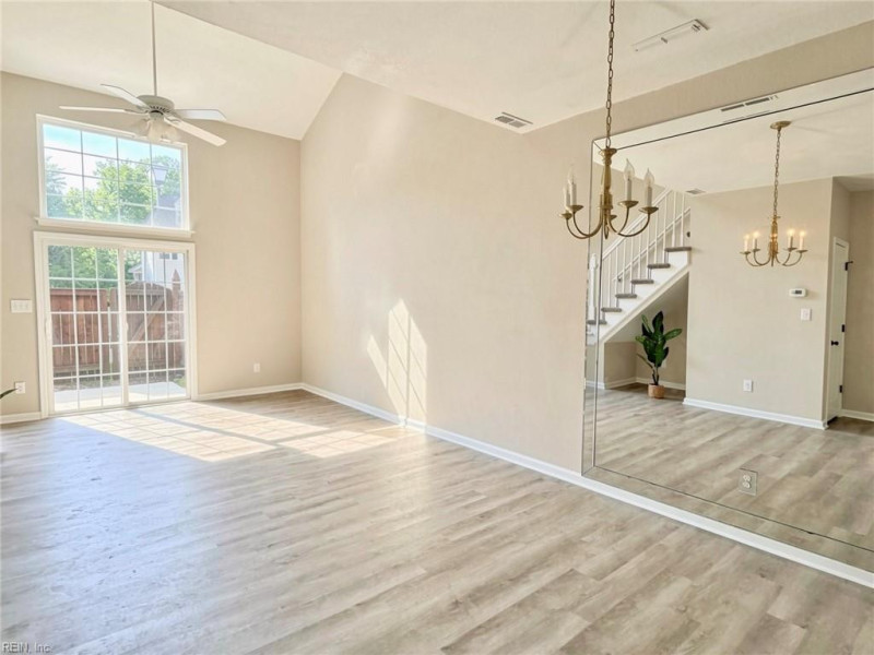 Photo 9 of 36 residential for sale in Chesapeake virginia