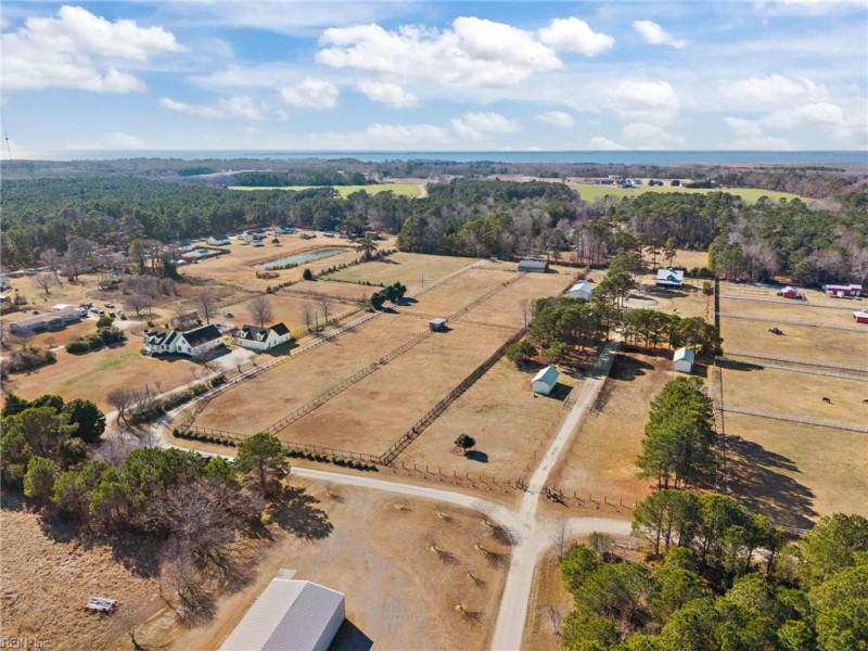 Photo 10 of 50 residential for sale in Currituck County virginia Photo 10 of 50 residential for sale in Currituck County virginia