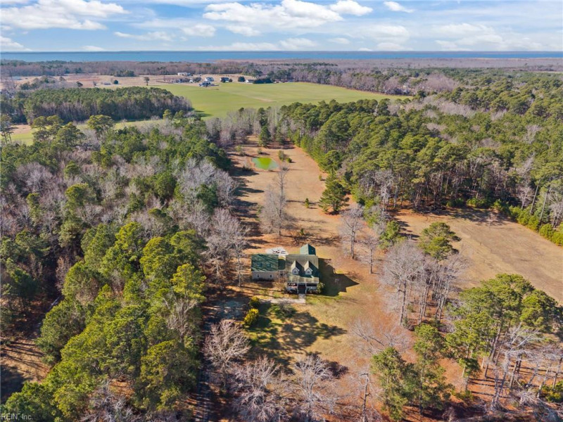 Photo 12 of 50 residential for sale in Currituck County virginia Photo 12 of 50 residential for sale in Currituck County virginia