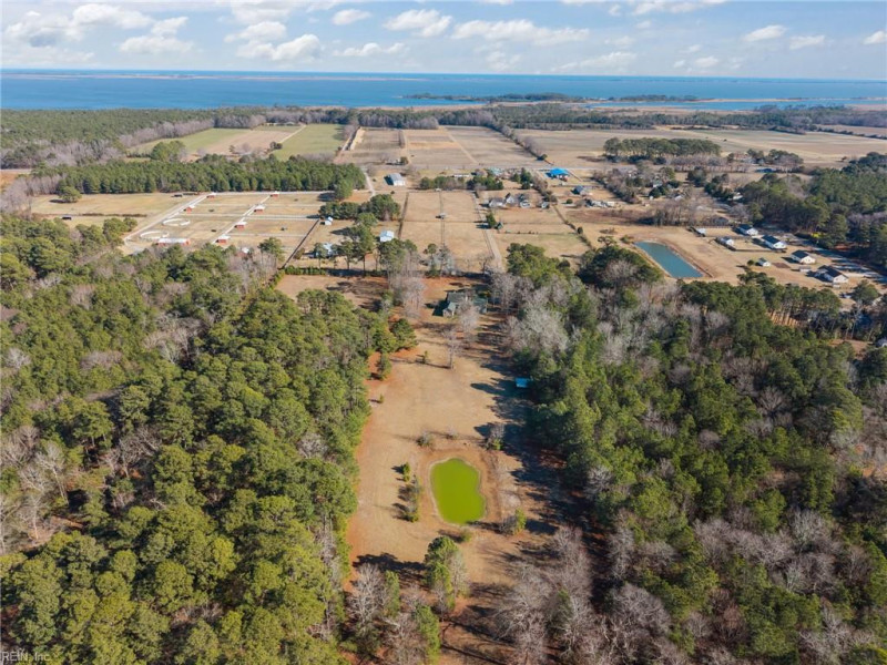 Photo 15 of 50 residential for sale in Currituck County virginia Photo 15 of 50 residential for sale in Currituck County virginia