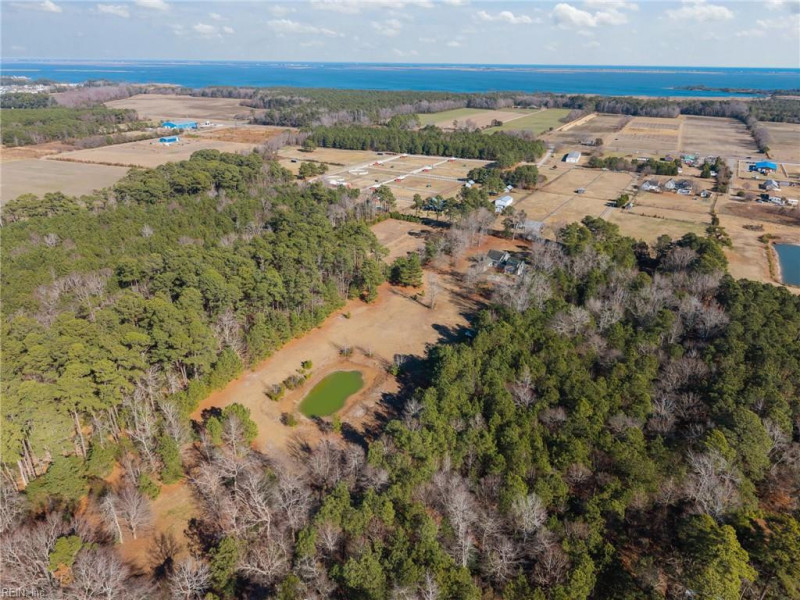 Photo 16 of 50 residential for sale in Currituck County virginia Photo 16 of 50 residential for sale in Currituck County virginia