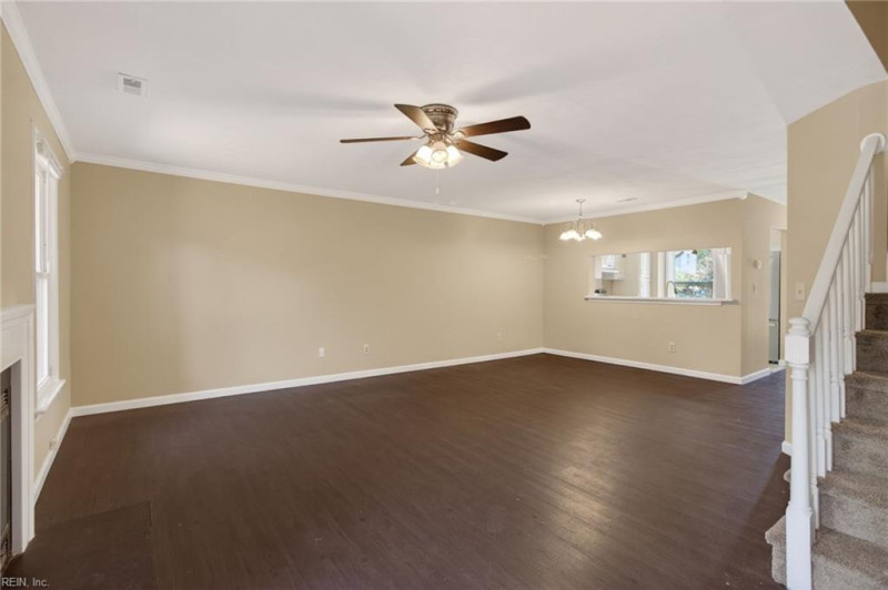 Photo 14 of 29 residential for sale in Chesapeake virginia