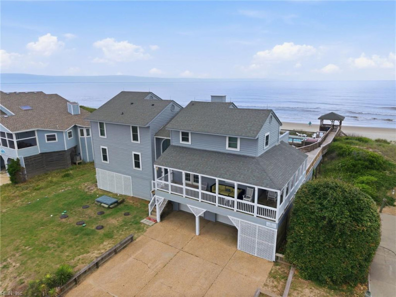 Photo 1 of 50 residential for sale in Currituck County virginia