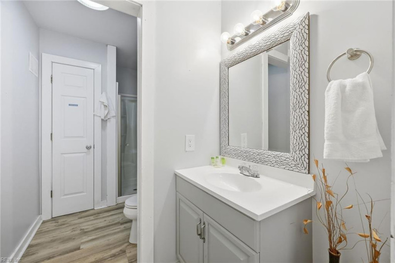 Photo 26 of 50 residential for sale in Currituck County virginia