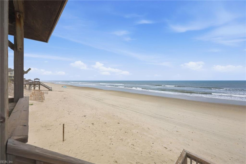 Photo 38 of 50 residential for sale in Currituck County virginia