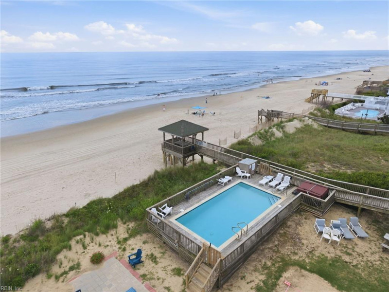 Photo 6 of 50 residential for sale in Currituck County virginia