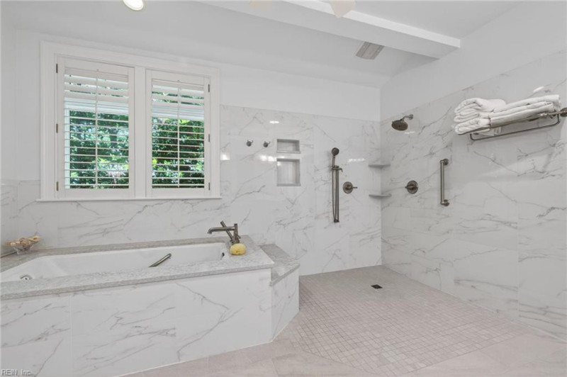 Photo 27 of 47 residential for sale in Virginia Beach virginia