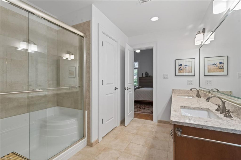 Photo 33 of 47 residential for sale in Virginia Beach virginia