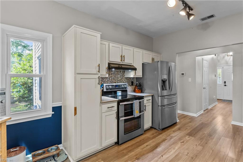 Photo 10 of 47 residential for sale in Chesapeake virginia Photo 10 of 47 residential for sale in Chesapeake virginia