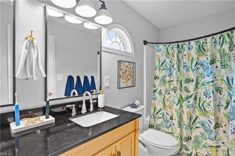 Photo 33 of 47 residential for sale in Chesapeake virginia Photo 33 of 47 residential for sale in Chesapeake virginia