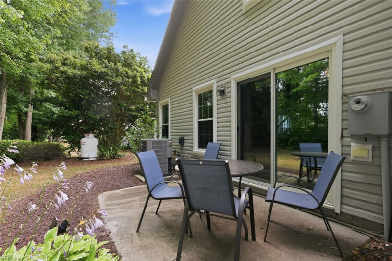 Photo 30 of 34 residential for sale in Chesapeake virginia