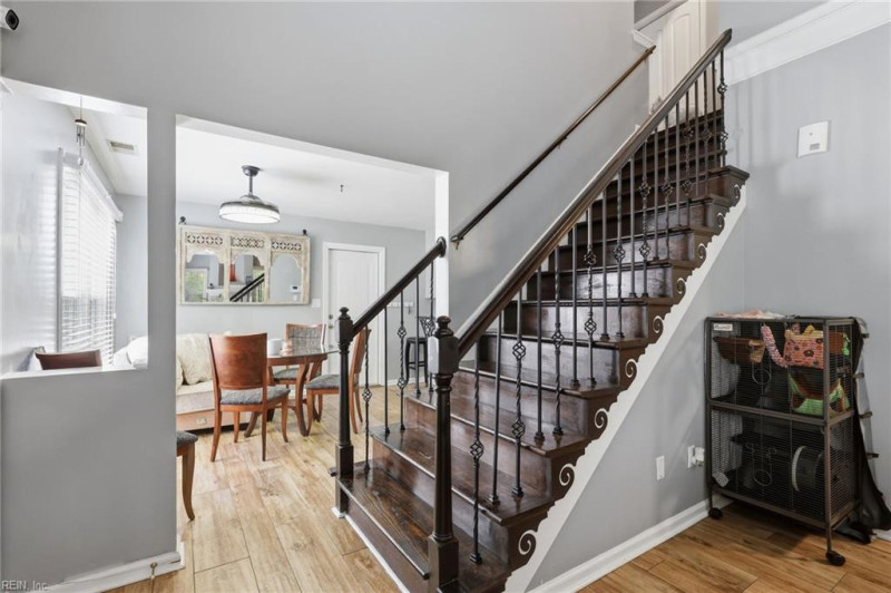Photo 8 of 34 residential for sale in Chesapeake virginia