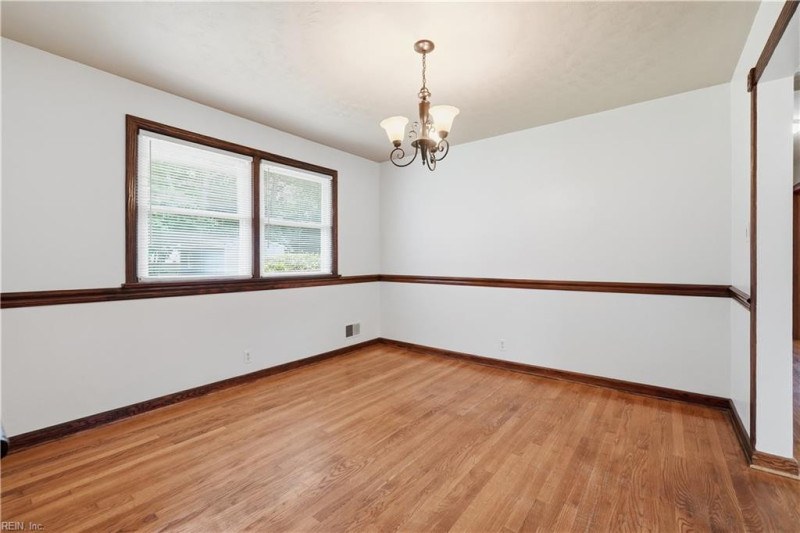 Photo 12 of 40 residential for sale in Portsmouth virginia Photo 12 of 40 residential for sale in Portsmouth virginia
