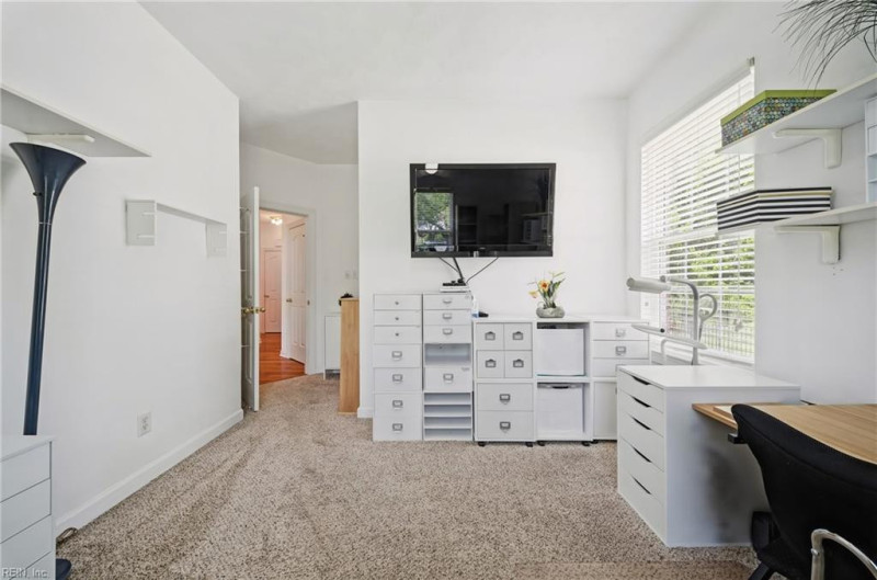 Photo 14 of 49 residential for sale in Virginia Beach virginia