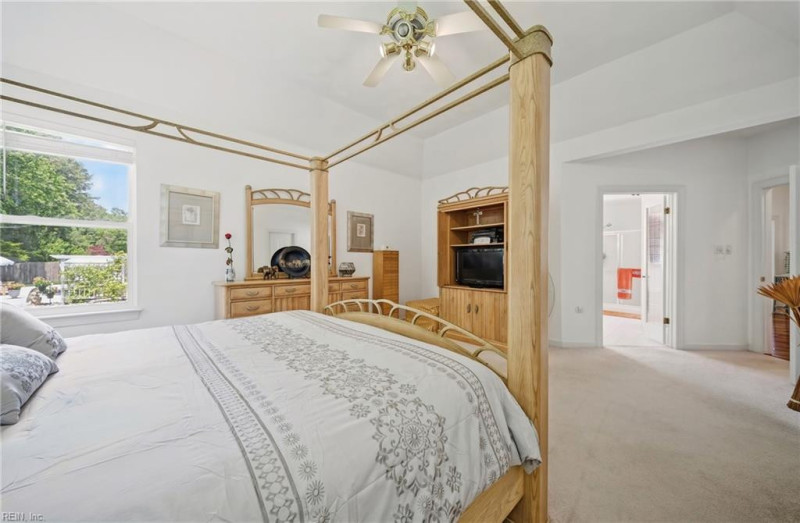 Photo 27 of 49 residential for sale in Virginia Beach virginia