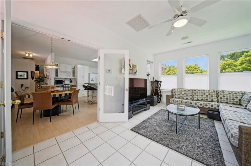 Photo 9 of 49 residential for sale in Virginia Beach virginia
