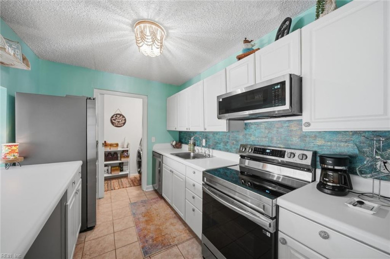 Photo 13 of 42 residential for sale in Virginia Beach virginia