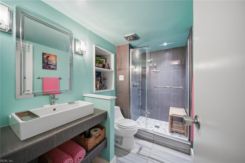 Photo 19 of 42 residential for sale in Virginia Beach virginia